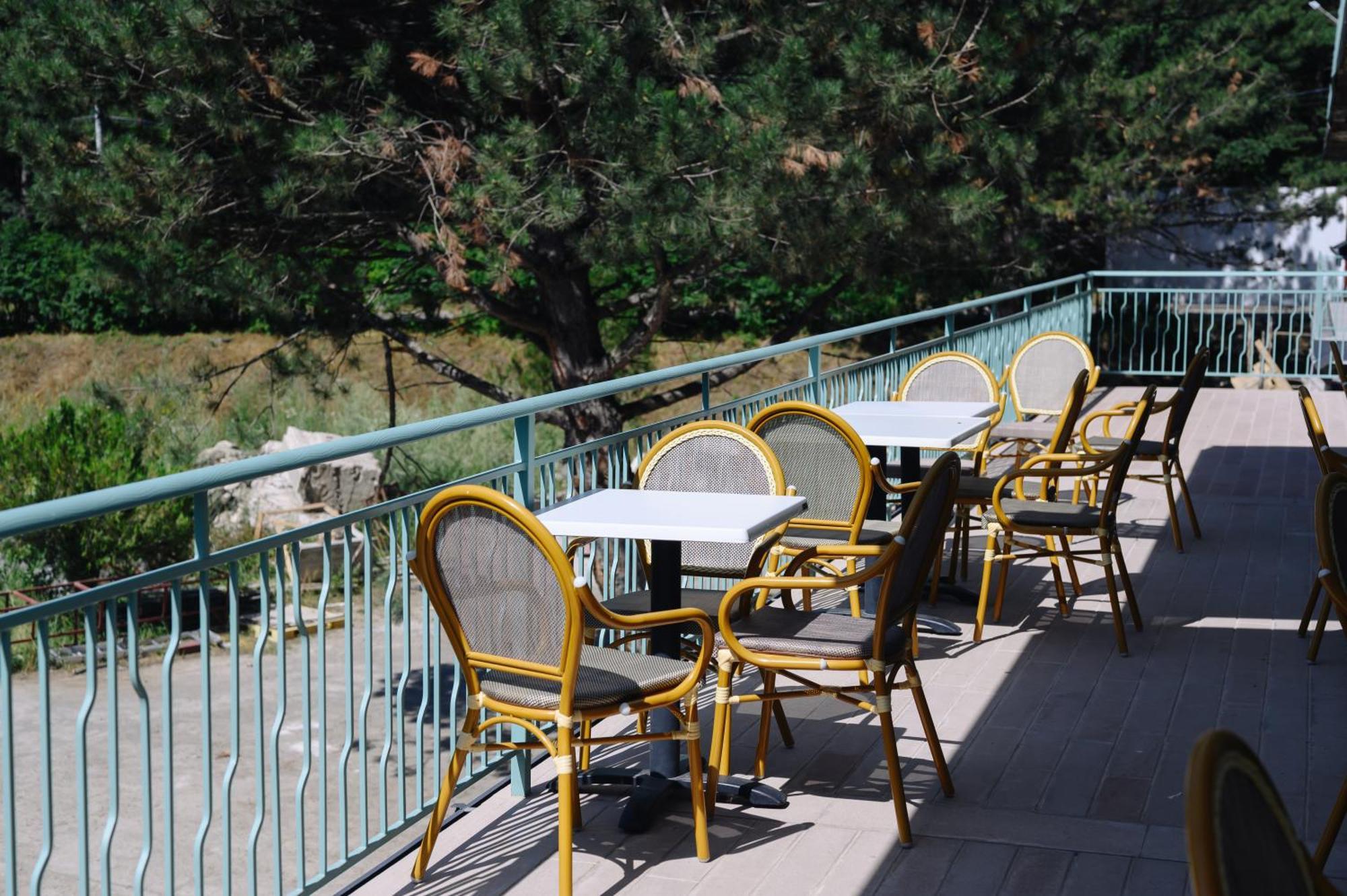 Apricot Aghveran Resort Екстер'єр фото