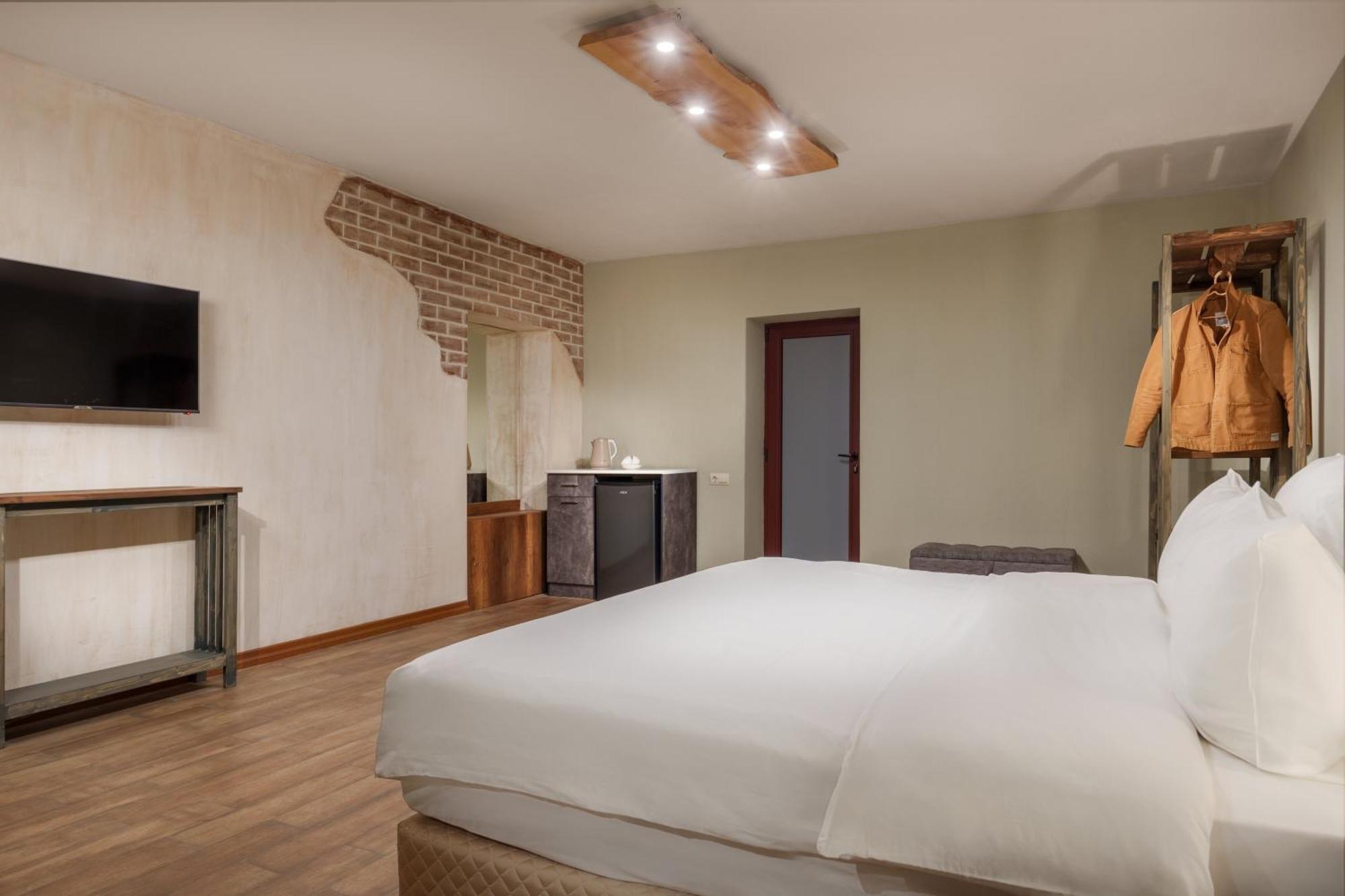 Apricot Aghveran Resort Екстер'єр фото