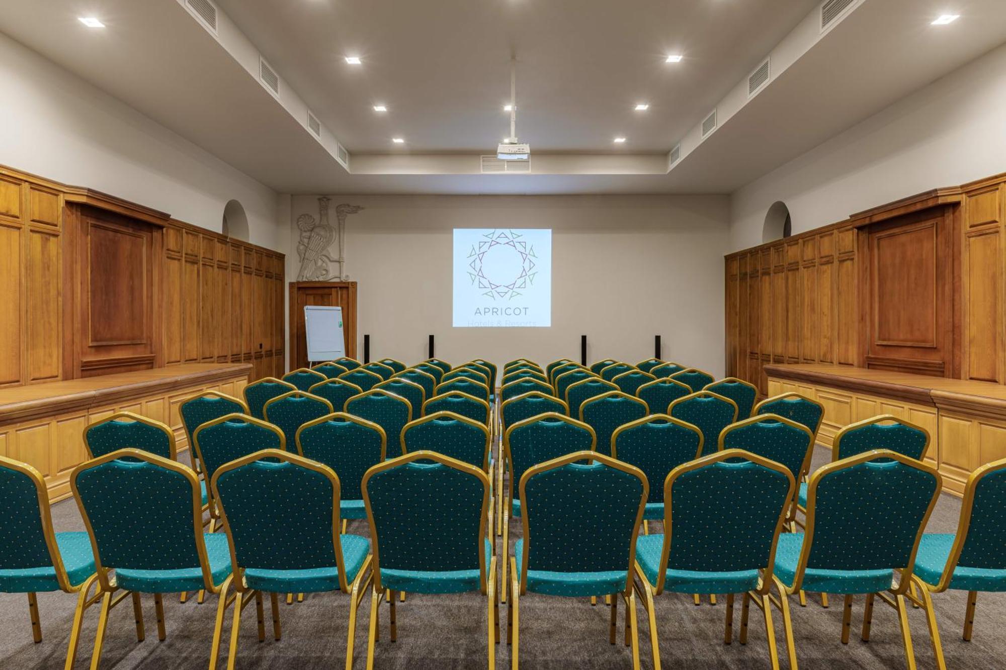 Apricot Aghveran Resort Екстер'єр фото